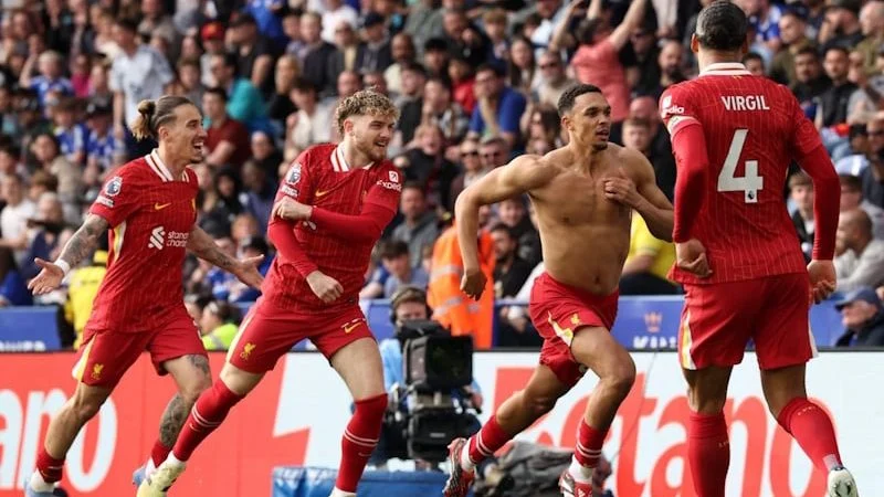 哈登今日凌晨砍下55分，50分+场次追平科比并列历史第三